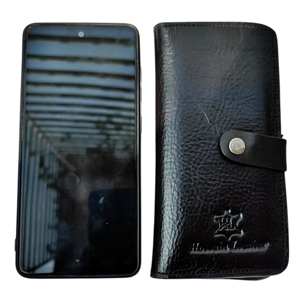 Exclusive Phone Size Wallet - Black