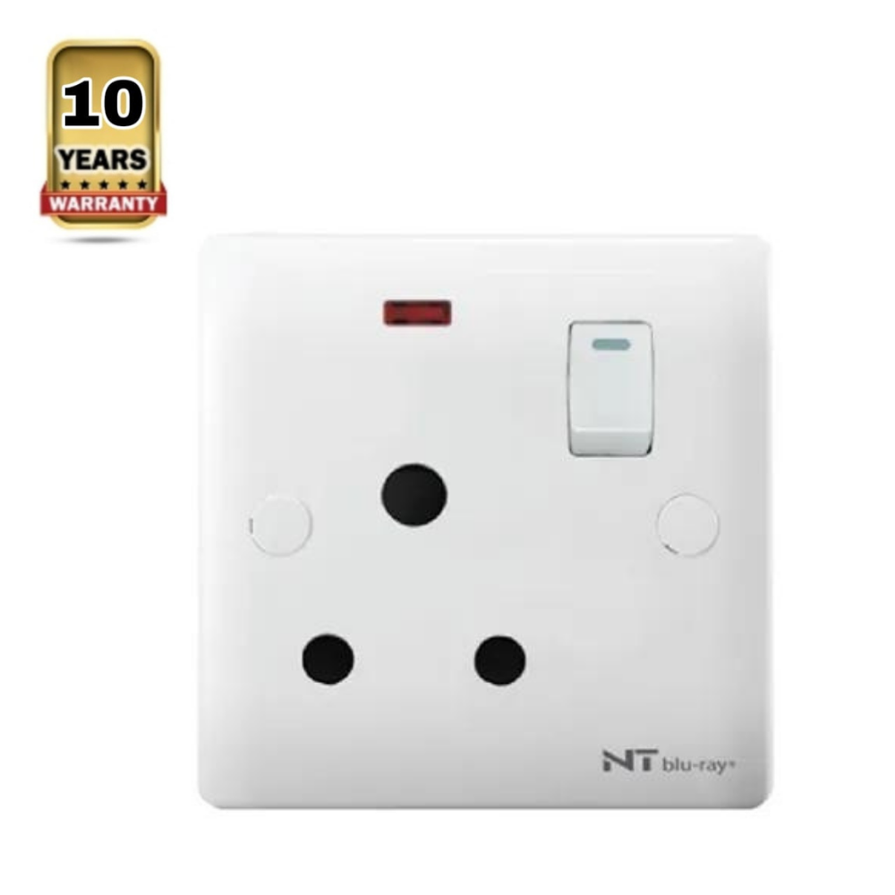 Primo 15A 3 Pin Round Socket With Switch - White