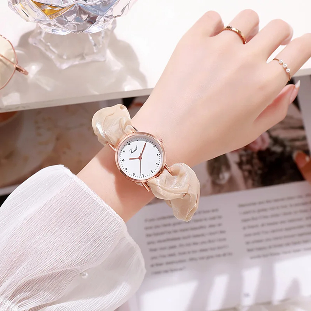 Fancy Silk Strap Round Dial Bracelet Watch For Women Cream SW004