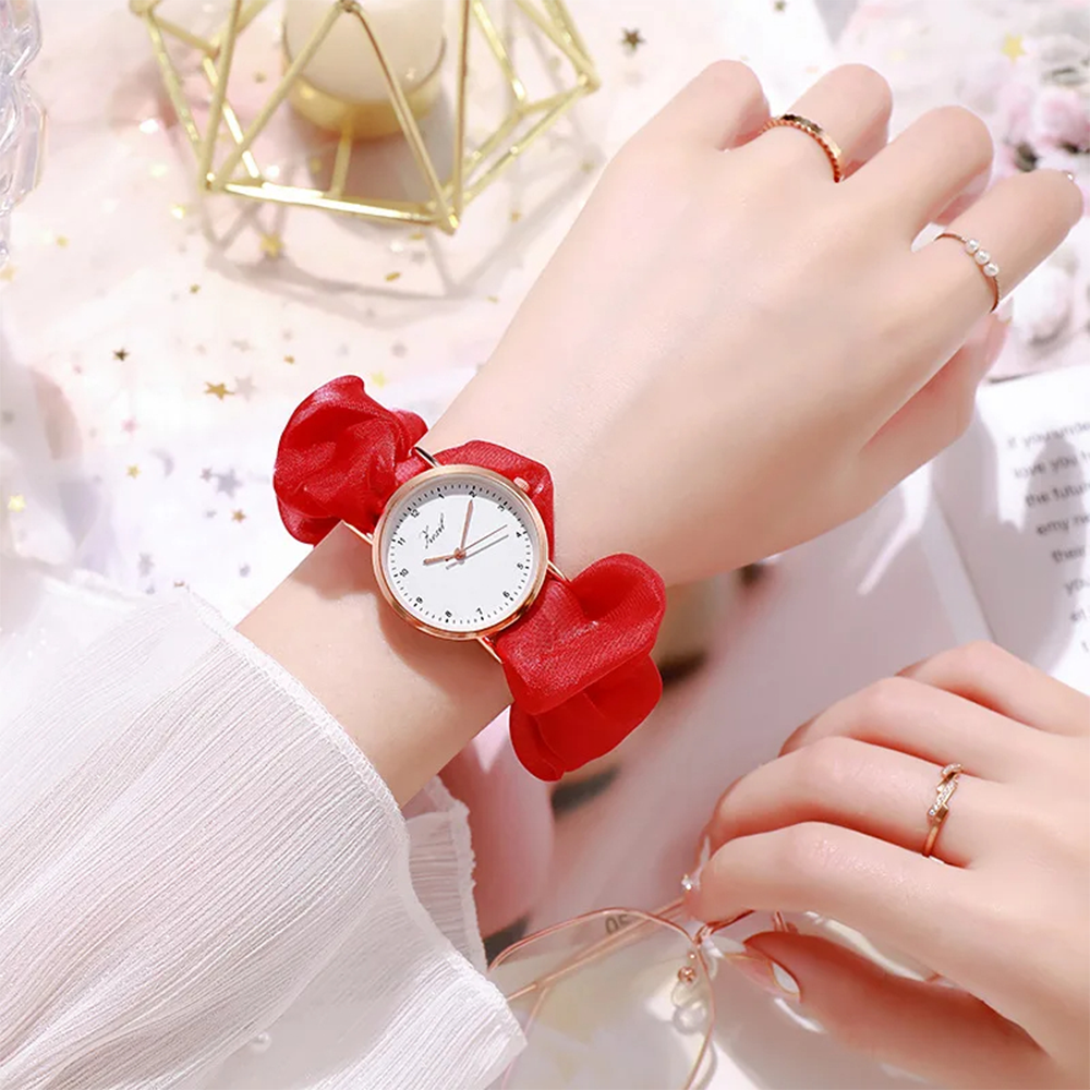 Fancy Silk Strap Round Dial Bracelet Watch For Women - Red - SW001