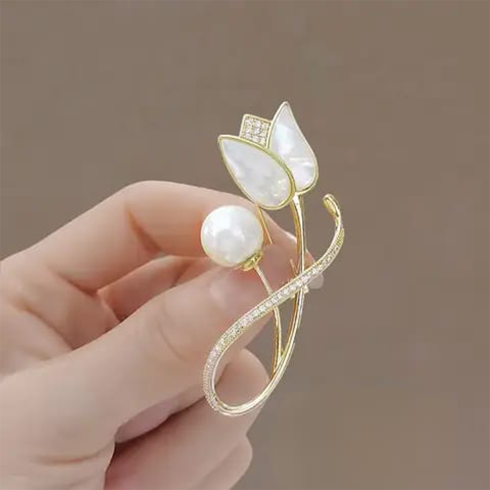 Metal Rose Brooch Hijab Safety Pin For Girls And Women - Golden and White - 08