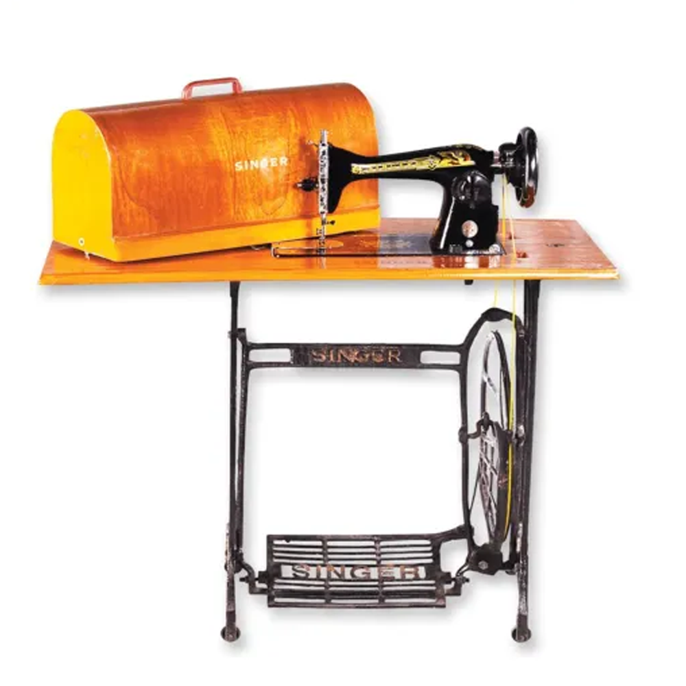 Singer 15CH1 Sewing Machine full set with Wooden Cover Black