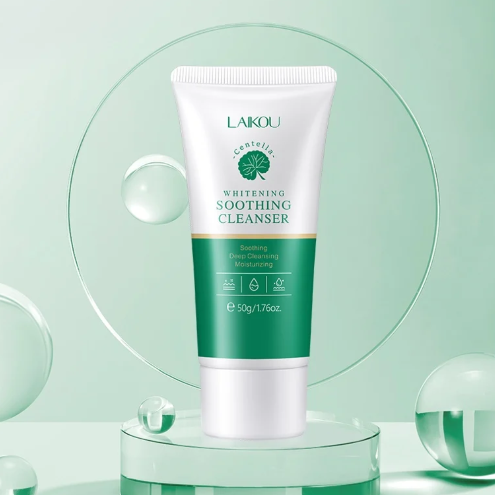 Laikou Whitening Soothing Cleanser - 50gm