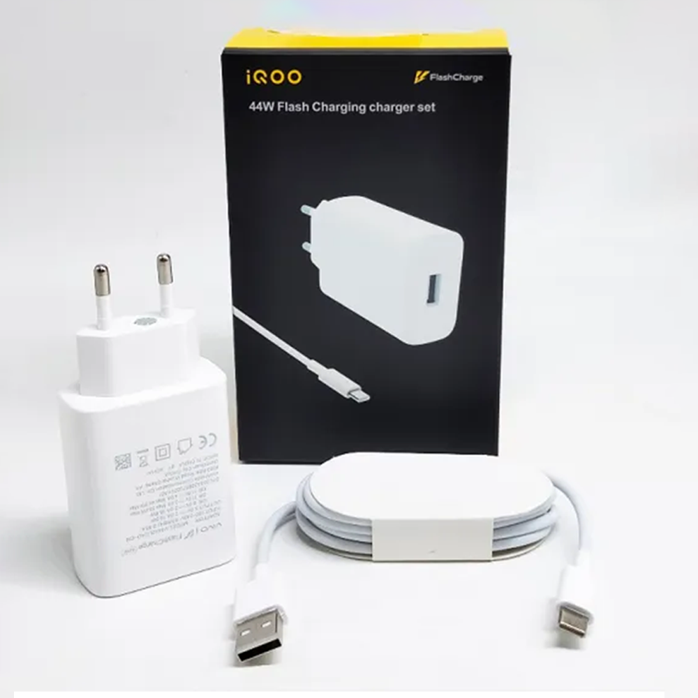 Vivo 44W Flash Charging Adapter With Type C-Cable - White