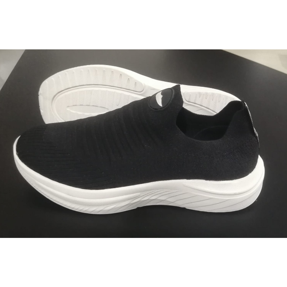 Mens Slip On Knit Sneakers - Black