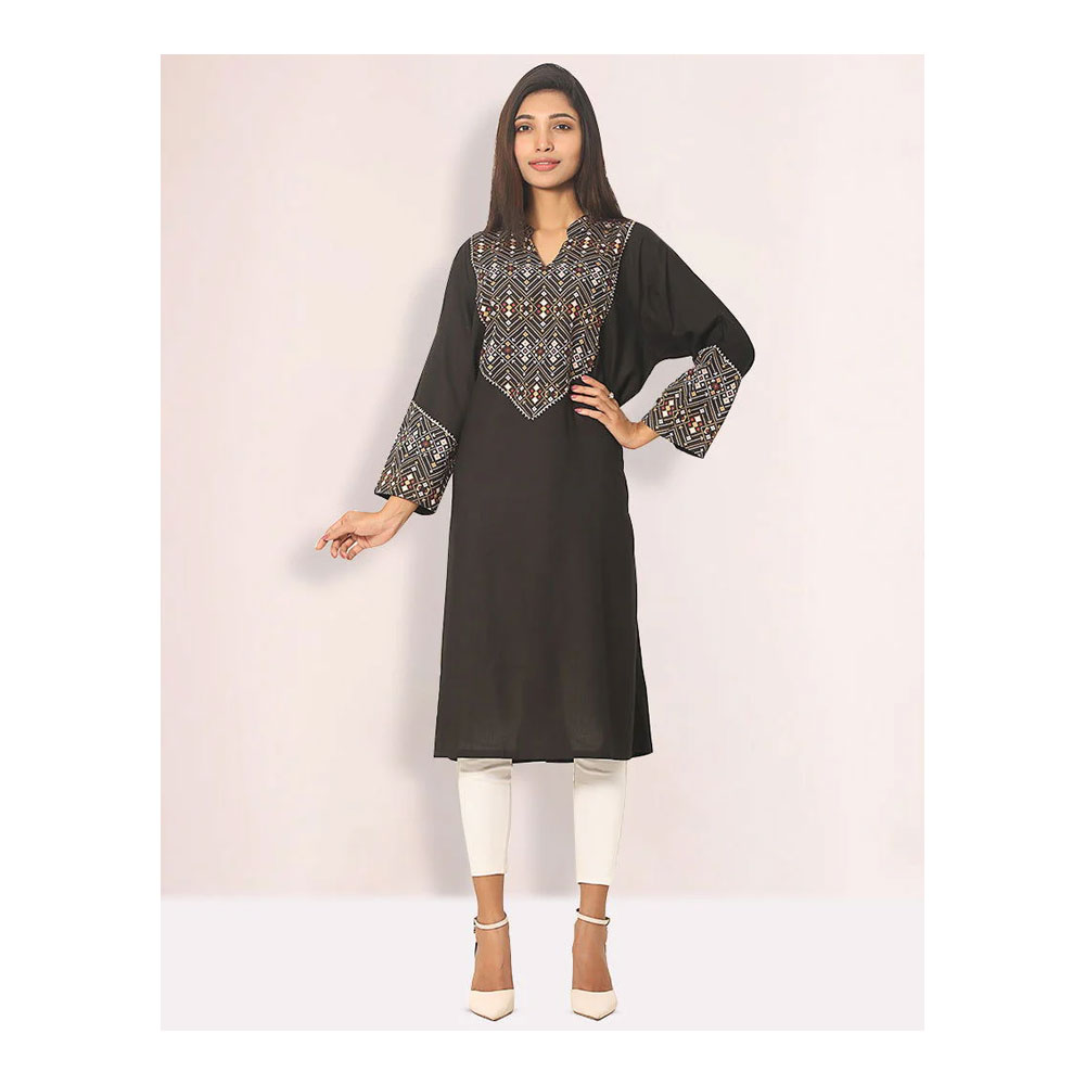 Buy Showstopper Straight Cotton Kurti for Women - 0723 000166 - Black and Get Freyias Damage Repair Shampoo with Coconut Milk - 220ml Free