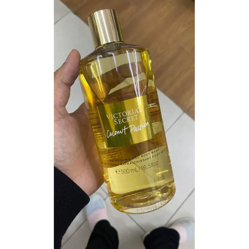 Victorias Secret Coconut Passion Refreshing Gel Body Wash - 500ml - CN-287