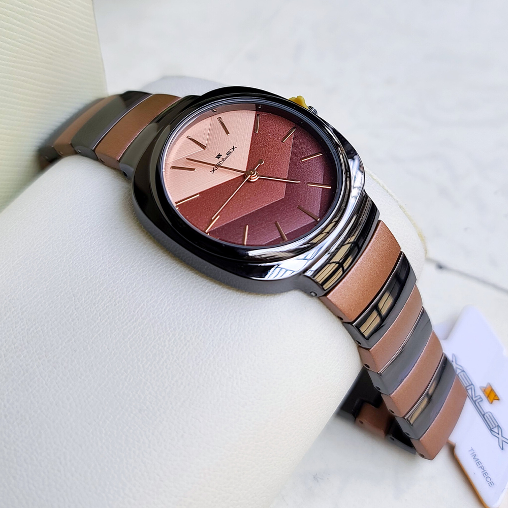 Xenlex Metal Wrist Watch for Women - Maroon