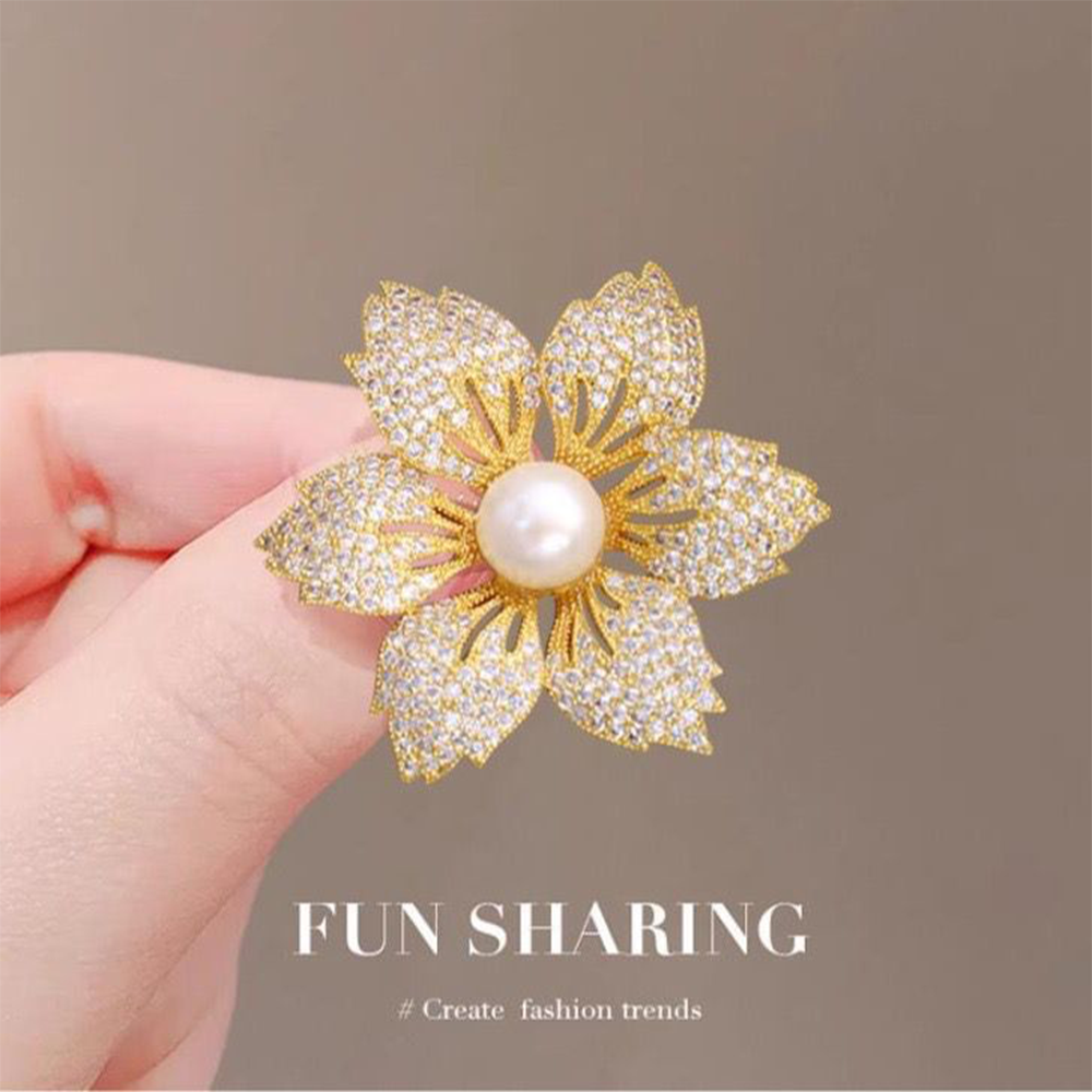 Metal Flower-04 Brooch Hijab Safety Pin For Girls And Women - Golden