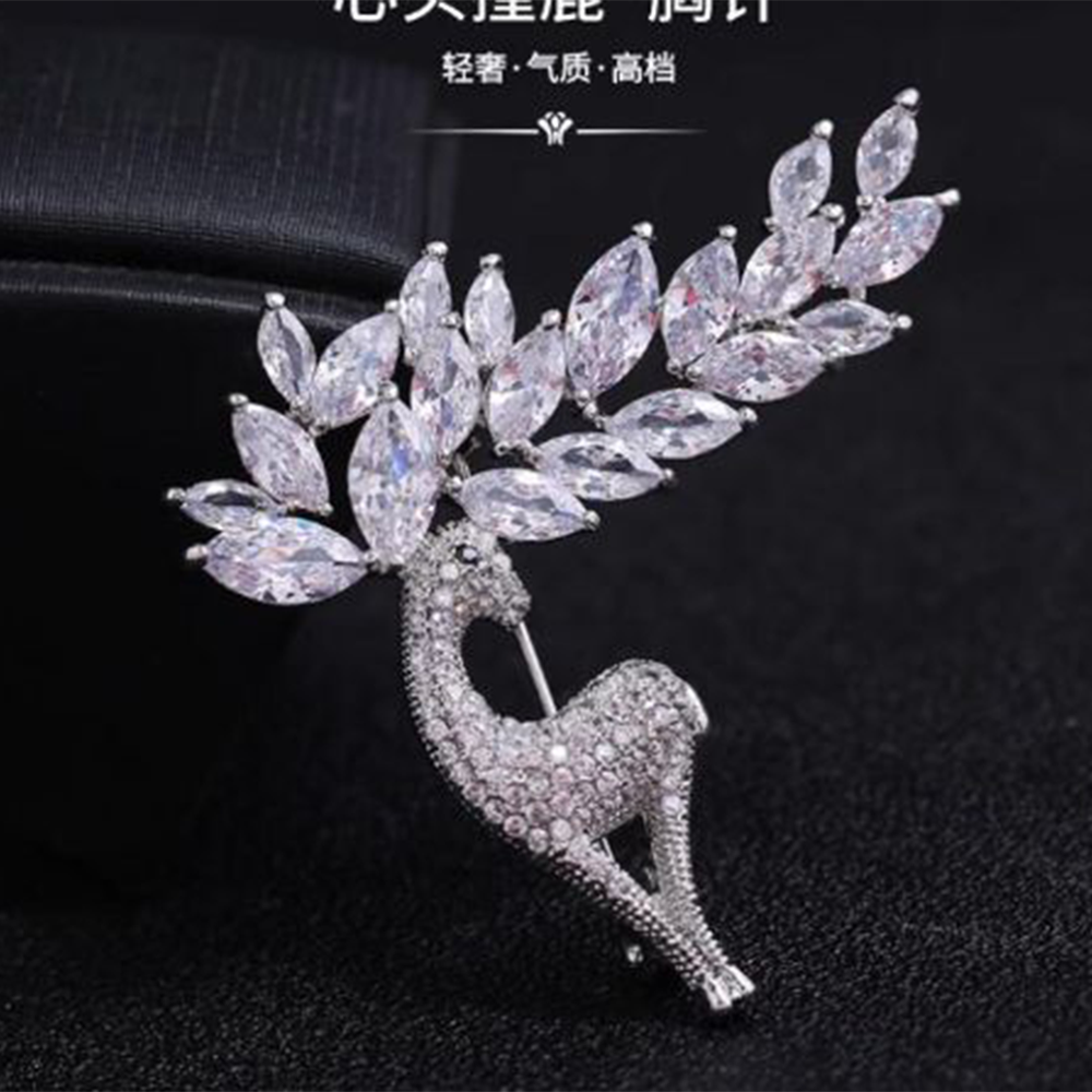 Metal Deer Brooch Hijab Safety Pin For Girls And Women - Silver