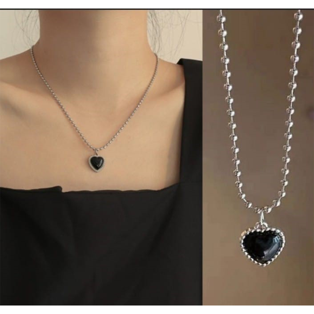 Trendy Korean Necklace Stylish Vintage Necklace for Women - Black