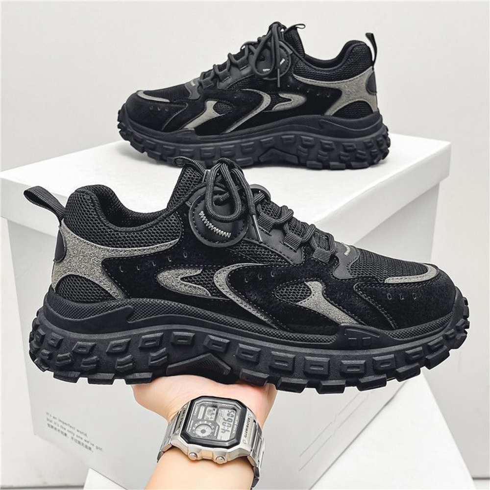 China Fashion Sports and Casual Shoes for Men - Black - TW-61