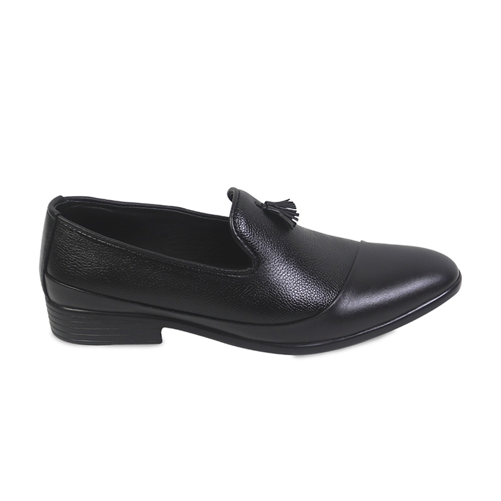 Zing Leather Casual Shoe for Men - Black - 3015